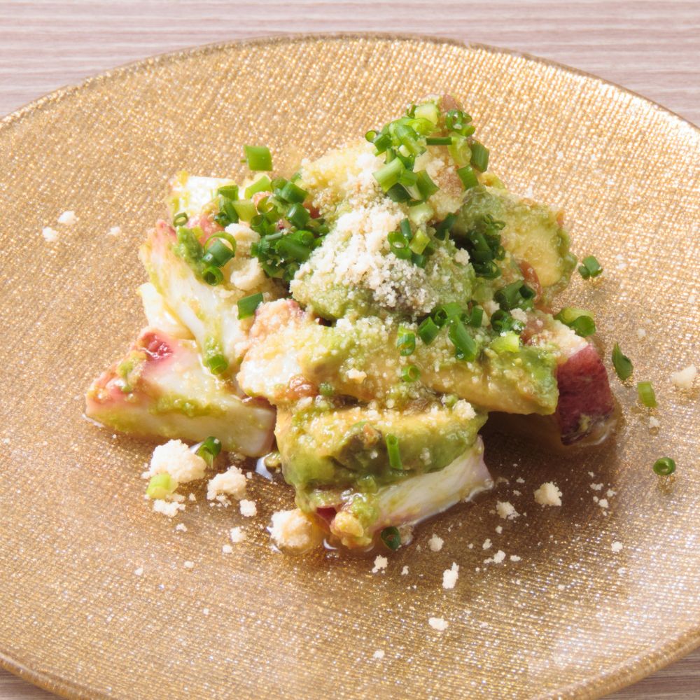 梅とタコとアボカドのオリーブオイル和え