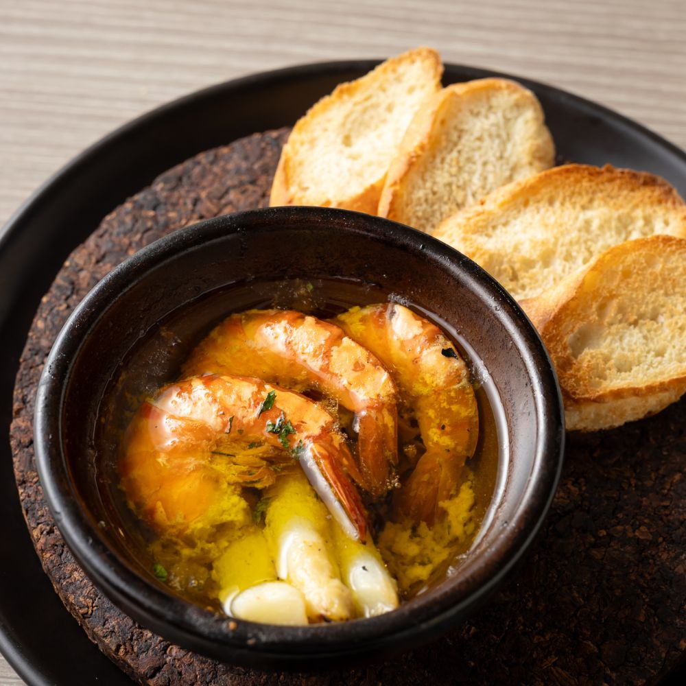 エビとホワイトアスパラアヒージョ