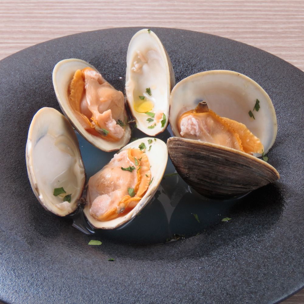 ハマグリ白ワイン蒸し