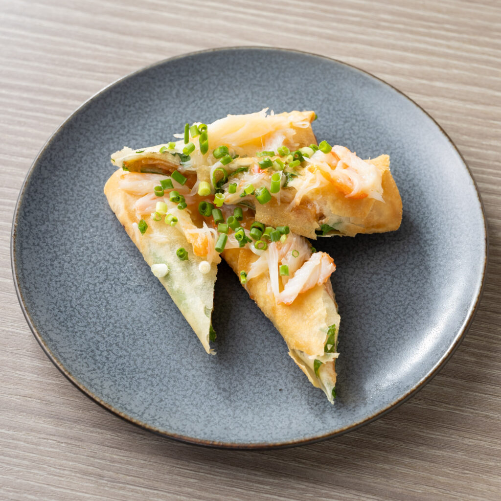 ほどけるカニトマトクリーム春巻き