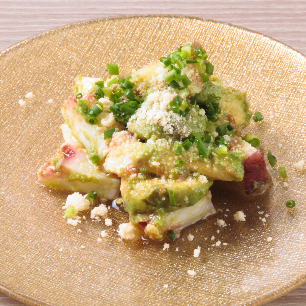 梅とタコとアボカドのオリーブオイル和え